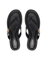 MICHAEL Michael Kors Japonki Ering Thong 40S6ERFS1L Czarny. Czarne klapki damskie MICHAEL Michael Kors, bez wzorów, ze skóry, bez obcasa, bez zapięcia. Za 479.99 zł.