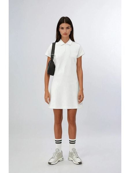 Weekday Sukienka w kolorze białym rozmiar: L. Białe sukienki damskie Weekday, bez wzorów, bez ramiączek. Za 78.66 zł.