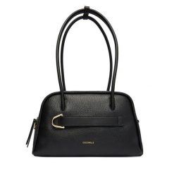 Torebka Coccinelle. Czarne torebki klasyczne damskie Coccinelle, bez dodatków. Za 1,339.00 zł.