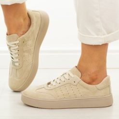 Beżowe skórzane półbuty damskie Filippo Dp7524/26. Brązowe półbuty damskie Filippo, na jesień, bez wzorów, z jeansu, z okrągłym noskiem, bez obcasa, na płaskiej podeszwie, bez zapięcia. Za 239.00 zł.