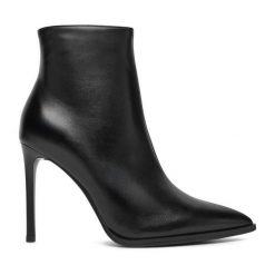 Botki Eva Minge. Czarne botki damskie Eva Minge, bez obcasa, na szpilce, bez zapięcia. Za 449.99 zł.