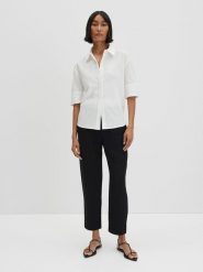 Someday Bluzka "Zubliana" w kolorze białym rozmiar: 36. Białe bluzki damskie someday., bez wzorów, z bawełny, bez kołnierzyka, bez ramiączek. Za 130.99 zł.