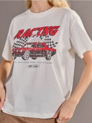 Koszulka oversize z nadrukiem - kremowy. Białe koszulki damskie Sinsay, l, bez wzorów, bez kołnierzyka, bez ramiączek. Za 25.99 zł.