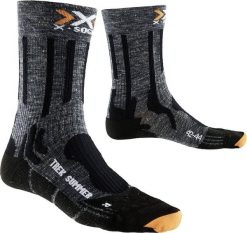 Skarpety sportowe X-Socks Trekking Summer. Czarne skarpetki damskie X Socks, bez wzorów, z materiału. Za 44.49 zł.