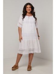 Curvy Lady Sukienka w kolorze białym rozmiar: 48/50. Białe sukienki damskie Curvy Lady, bez wzorów, z koronki, klasyczne, bez ramiączek. Za 127.65 zł.