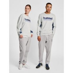 Bluza Hummel Legacy Wesley. Szare bluzy damskie Hummel, na jesień, l, bez wzorów, z bawełny, bez kaptura. Za 255.00 zł.