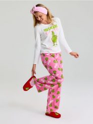 Kapcie z futerkiem Grinch - czerwony. Czerwone kapcie damskie Sinsay. Za 29.99 zł.