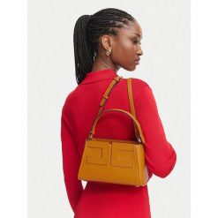 Torebka Elisabetta Franchi. Żółte kuferki damskie Elisabetta Franchi, bez wzorów, bez dodatków. Za 1,539.00 zł.