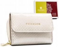 Portfel skórzany Peterson PTN 423229-SBR beżowy. Brązowe portfele damskie Peterson, bez wzorów, z lakierowanej skóry. Za 60.00 zł.