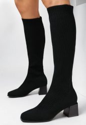 Czarne Kozaki z Elastyczną Cholewką Melaste. Czarne kozaki damskie Born2be, bez obcasa, na obcasie, bez zapięcia. Za 139.99 zł.