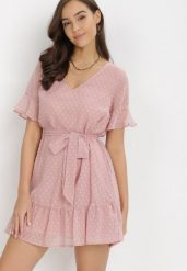 Różowa Sukienka Acalopei. Czerwone sukienki damskie Born2be, bez wzorów, z materiału, bez ramiączek. Za 189.99 zł.
