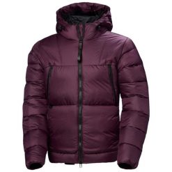 Kurtka narciarska Helly Hansen W22 Arc. Fioletowe kurtki damskie Helly Hansen, na zimę, bez wzorów, z puchu, bez kaptura. W wyprzedaży za 1,914.00 zł.