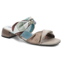 Klapki damskie Anekke, ze skóry naturalnej licowej ozdobny węzeł niski obcas elegancki styl, niebieskie, 42381-457. Niebieskie klapki damskie Anekke, bez wzorów, ze skóry, bez obcasa, na obcasie, bez zapięcia. Za 299.00 zł.