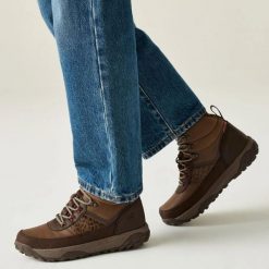 Damskie buty trekkingowe Shayford. Brązowe obuwie trekkingowe damskie Regatta, z materiału, bez zapięcia. Za 314.50 zł.