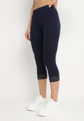 Granatowe Legginsy Bawełniane z Elastyczną Gumką i Koronką na Nogawkach Efrine. Niebieskie legginsy damskie Born2be, s, bez wzorów, z bawełny. Za 19.99 zł.