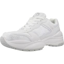 Buty GUESS FLFSAM FAL12 Biały. Białe obuwie trekkingowe damskie Guess, z syntetyku, bez zapięcia. Za 454.99 zł.