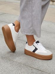 Bellucci Sneakersy w kolorze biało-czarno-szarym rozmiar: 39. Białe obuwie sportowe damskie Bellucci, bez zapięcia. Za 113.99 zł.