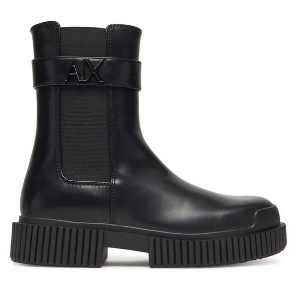 Botki Armani Exchange. Czarne botki damskie Armani Exchange, bez obcasa, na płaskiej podeszwie, bez zapięcia. Za 649.00 zł.