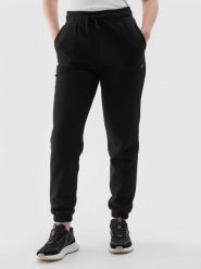 4F Spodnie dresowe joggery damskie - czarne XXL. Czarne spodnie dresowe damskie 4F, bez wzorów, z bawełny. Za 129.99 zł.