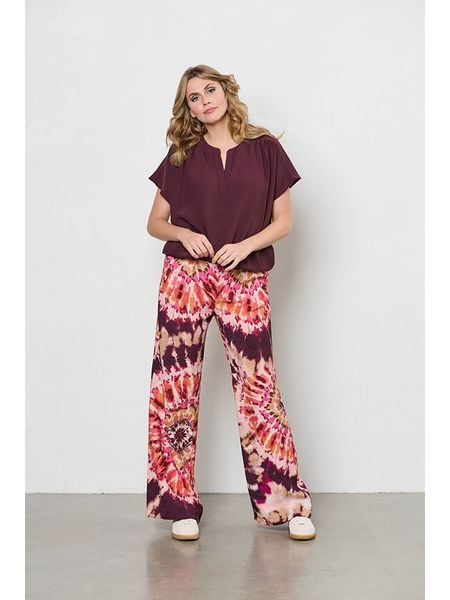 &Co Woman Spodnie ze wzorem rozmiar: XL. Spodnie materiałowe damskie &Co Woman, bez wzorów, z materiału. Za 144.24 zł.