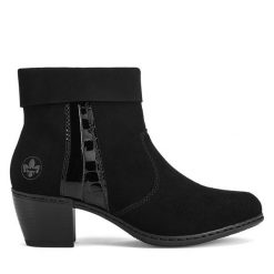 Botki Rieker. Czarne botki damskie Rieker, bez obcasa, na słupku, bez zapięcia. Za 303.00 zł.