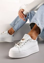 Biało-Srebrne Sneakersy na Platformie Ozdobione Odpinanymi Aplikacjami z Cyrkonii Neishi. Białe obuwie sportowe damskie Renee, z jeansu, bez zapięcia. Za 79.99 zł.