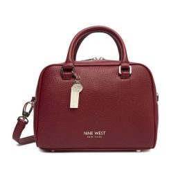 Torebka Nine West. Czerwone torebki klasyczne damskie Nine West, bez dodatków. Za 369.99 zł.