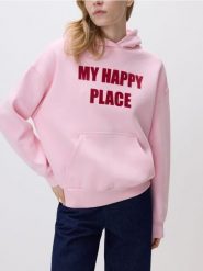 Bluza z napisem - pastelowy róż. Czerwone bluzy damskie Reserved, l, bez wzorów, z bawełny, bez kaptura. Za 129.99 zł.