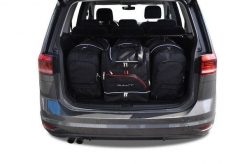 Torby Do Bagażnika Vw Touran 2015+ 4Szt Kjust. Czarne torby podróżne KJUST, bez wzorów, z kauczuku. Za 1,339.00 zł.