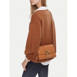 Torebka Furla. Brązowe listonoszki damskie Furla, bez wzorów, bez dodatków. Za 1,318.99 zł.