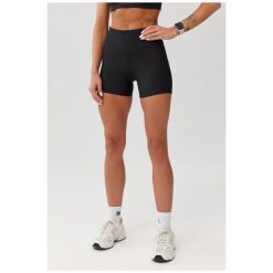 Damskie spodenki szorty sportowe fitness Rough Radical Aven Shorts. Czarne spodenki sportowe damskie ROUGH RADICAL, bez wzorów, na fitness i siłownię. Za 149.90 zł.