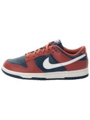 Nike Skórzane sneakersy "Dunk Low" w kolorze czerwono-granatowym rozmiar: 38. Czerwone obuwie sportowe damskie Nike, bez zapięcia. Za 412.88 zł.
