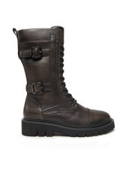 TWINSET Kozaki 242TGT122 Brązowy. Brązowe kozaki damskie Twinset, ze skóry, bez obcasa, na płaskiej podeszwie, bez zapięcia. Za 1,249.00 zł.
