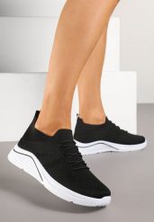 Czarne Buty Sportowe Sneakersy z Siateczki na Ozdobnej Podeszwie Ivelloti. Czarne obuwie sportowe casual damskie Born2be, z jeansu. Za 69.99 zł.