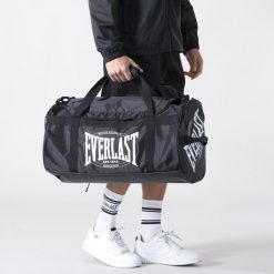 ICONIC WIELKA TORBA SPORTOWA CZARNY POLIESTER. Czarne torby sportowe EVERLAST, bez wzorów, z poliesteru, duże. Za 257.30 zł.