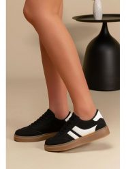 C'M Sneakersy w kolorze biało-czarnym rozmiar: 38. Białe obuwie sportowe damskie C'M, bez zapięcia. Za 100.99 zł.