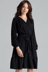 Sukienka boho rozkloszowana kopertowa midi z falbaną czarna. Czarne sukienki damskie Sukienki.shop, bez wzorów, boho, bez ramiączek. Za 249.00 zł.