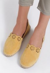 Żółte Espadryle Mooch. Żółte espadryle damskie Renee, z aplikacjami, bez obcasa, na płaskiej podeszwie. Za 54.99 zł.