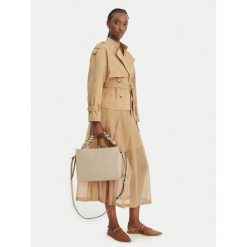 Torebka Coccinelle. Brązowe torebki klasyczne damskie Coccinelle, bez dodatków. Za 1,849.99 zł.