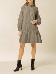 IVY & OAK Sukienka w kolorze khaki rozmiar: 36. Brązowe sukienki damskie IVY & OAK, bez wzorów, z bawełny, bez ramiączek. Za 220.63 zł.