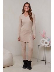 Soft Cashmere 2-częściowy zestaw w kolorze beżowym rozmiar: 38/40. Brązowe swetry klasyczne damskie Soft Cashmere, ze splotem, z asymetrycznym kołnierzem. Za 145.45 zł.