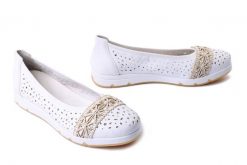 RIEKER L3062-80 white, baleriny damskie. Białe balerinki damskie Rieker, w ażurowe wzory. Za 239.92 zł.