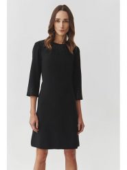 TATUUM Sukienka w kolorze czarnym rozmiar: 38. Czarne sukienki damskie TATUUM, bez wzorów, bez ramiączek. Za 188.40 zł.