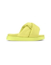Klapki damskie Inuikii SOFT CROSSED. Zielone klapki damskie Inuikii, bez wzorów, bez obcasa, bez zapięcia. Za 726.99 zł.