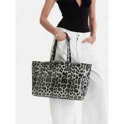 Torebka Eva Minge. Szare torebki klasyczne damskie Eva Minge, bez dodatków. Za 279.99 zł.