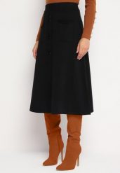 Czarna Trapezowa Spódnica Ozdobiona Kieszeniami i Guzikami Bralita. Czarne spódnice damskie Born2be, na zimę, m, bez wzorów, z dzianiny, midi. Za 84.99 zł.
