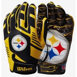 Wilson Youth NFL Stretch Fit Gloves Team Pittsburgh Steelers. Czarne rękawiczki damskie Wilson, bez wzorów. W wyprzedaży za 118.10 zł.