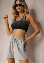 Jasnoszare Dresowe Szorty High Waist z Gumką w Talii Narefia. Szare szorty damskie Renee, w ażurowe wzory, z dresówki, z podwyższonym stanem. Za 14.99 zł.