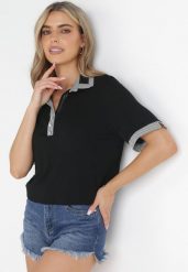 Czarny T-shirt Polo z Ozdobnymi Taśmami i Cyrkoniami Kythy. Czarne t-shirty damskie Born2be, m, bez wzorów, bez kołnierzyka. Za 44.99 zł.