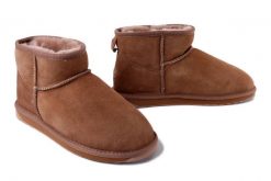 EMU AUSTRALIA W10937 Stinger Micro camel, botki damskie. Brązowe botki damskie EMU Australia, na zimę, ze skóry, bez obcasa, bez zapięcia. Za 669.90 zł.